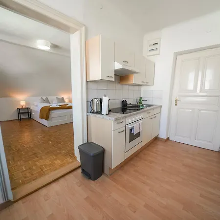 Apartament 1-zimmer-apartment, 18 Min Altstadt, Smart Tv