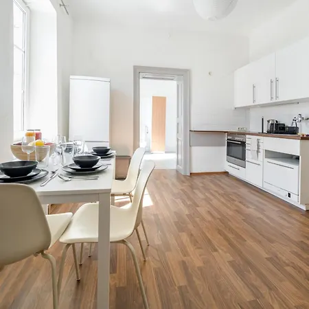 1-zimmer-apartment, 18 Min Altstadt, Smart Tv דירה